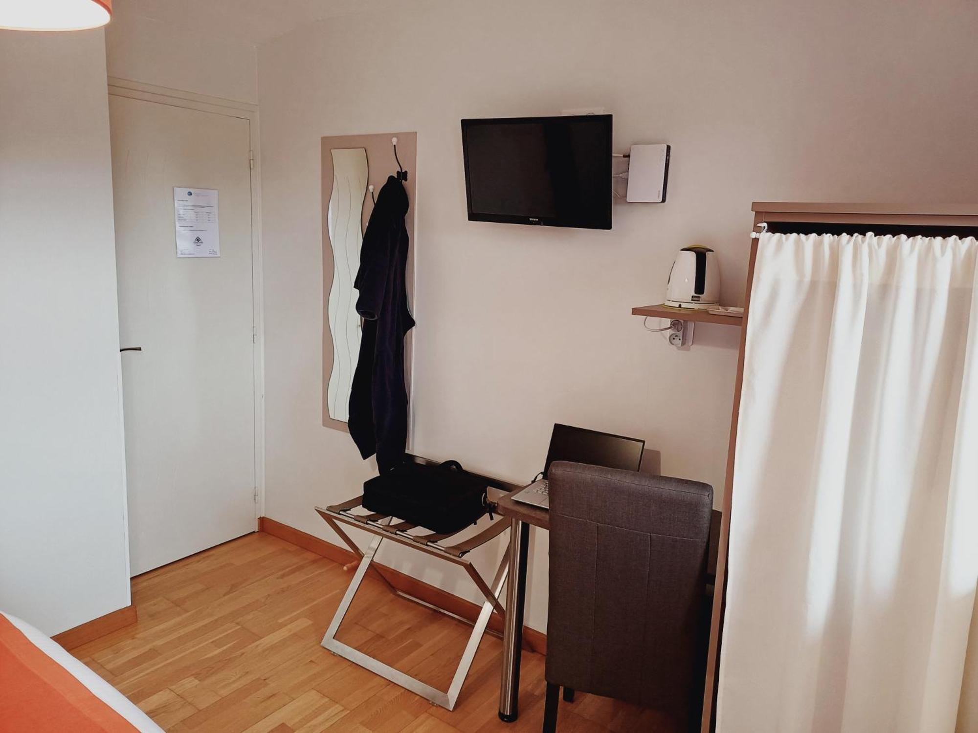 Les Terrasses Du Ris Bed & Breakfast Дуарнене Екстериор снимка